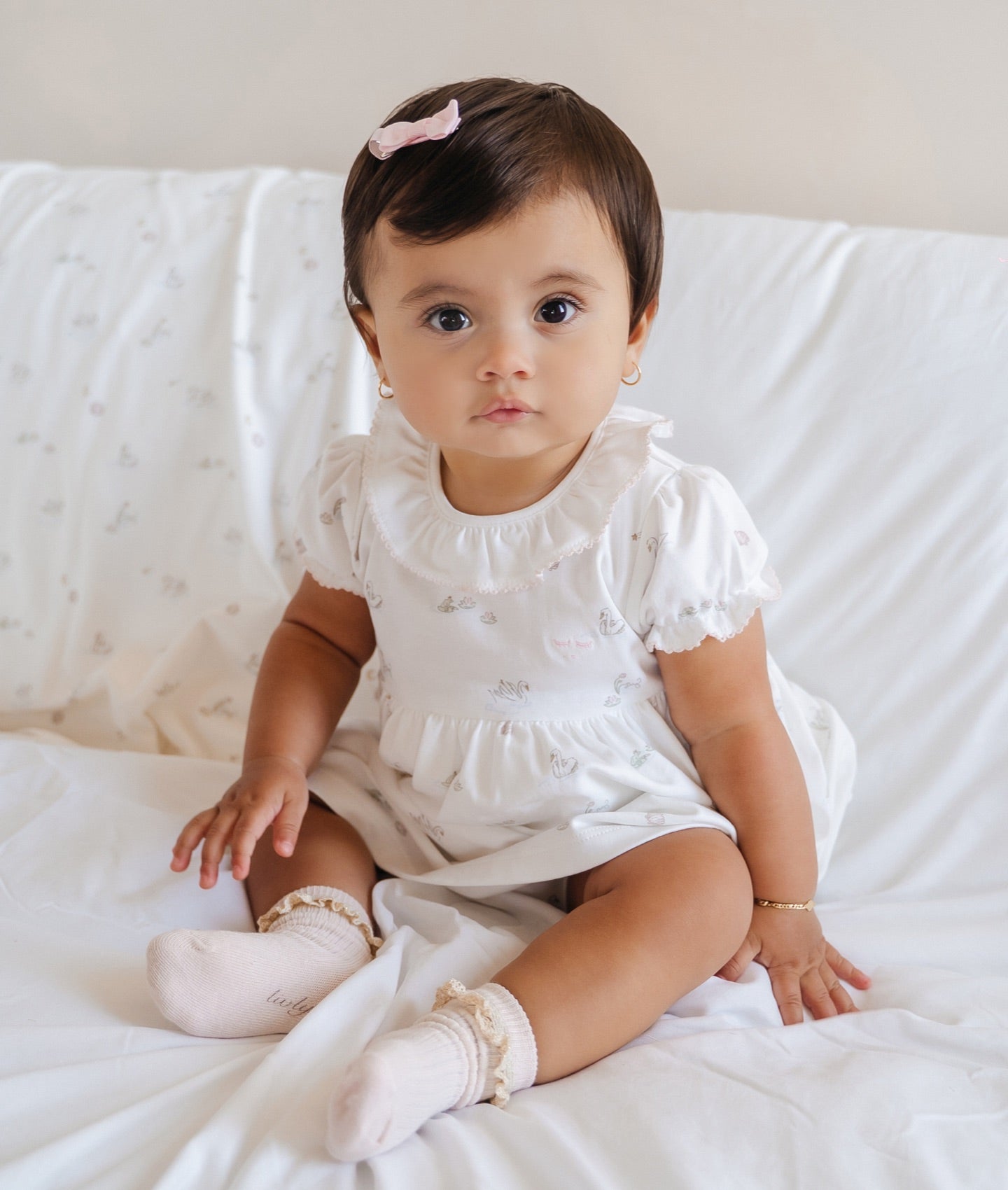 Swans Ruffled Collar Dress