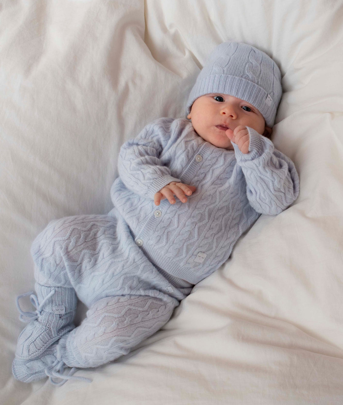Cashmere Cable Knit Set