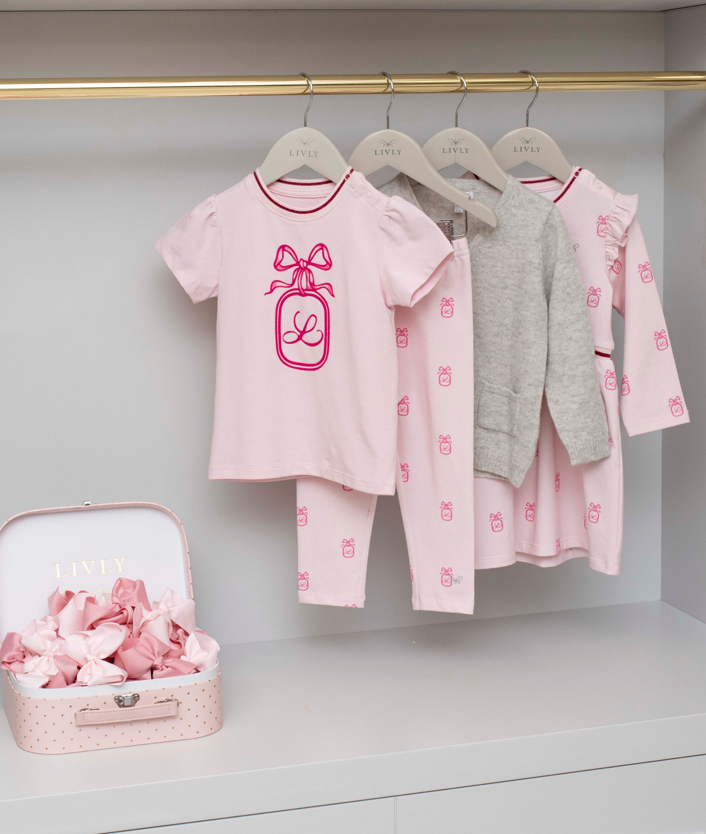Bow Wreath Ellie T-shirt