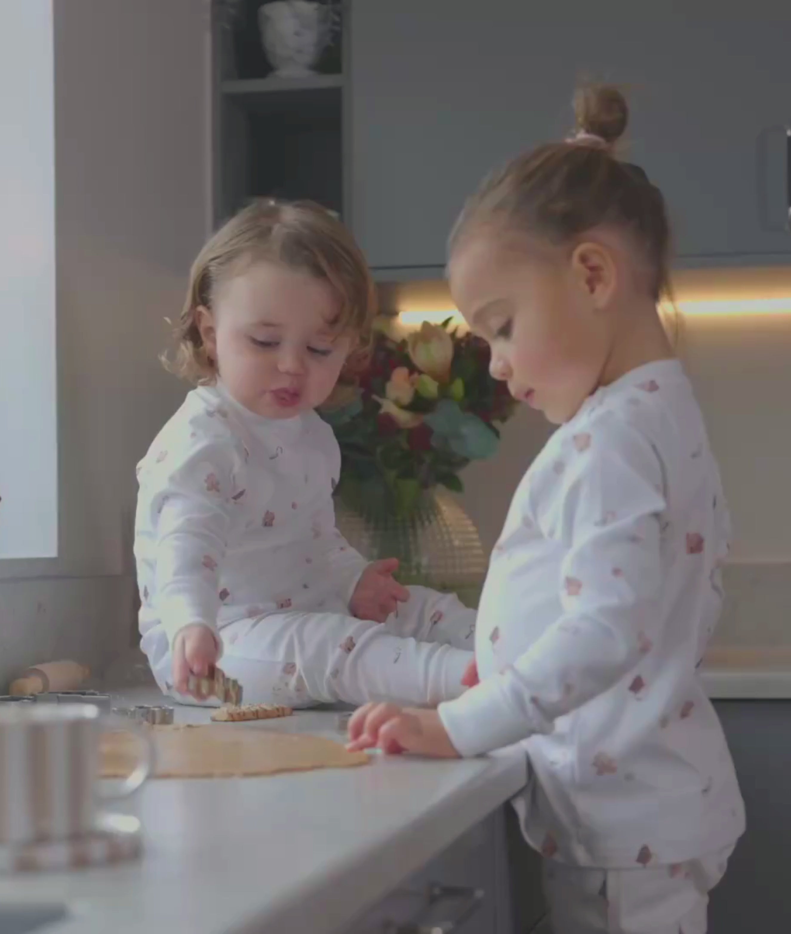 Little Gingerbreads 2 Piece Set