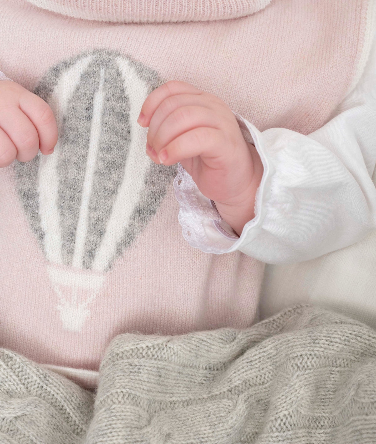 Air Balloon Baby Pullover Scarf